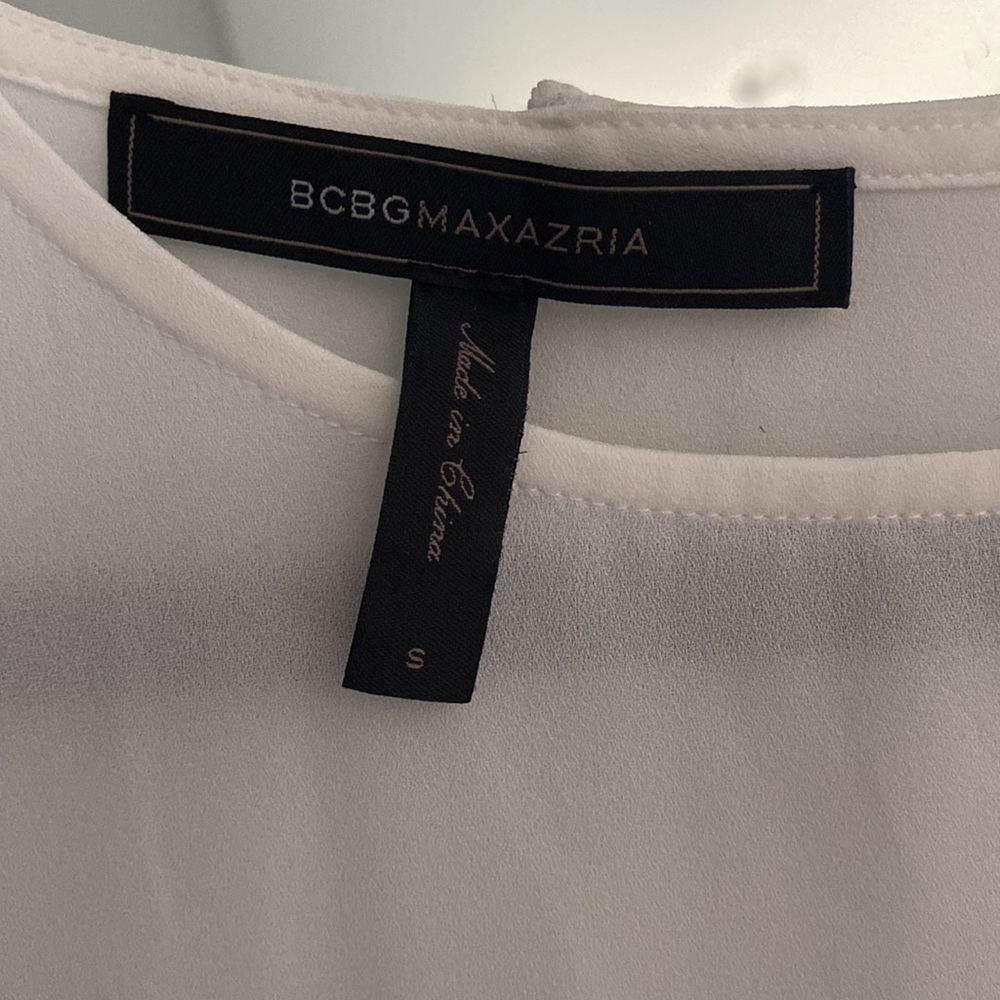 BCBGMaxAzria sheer white, open back tank top. Gently worn / size small - Picture 4 of 6